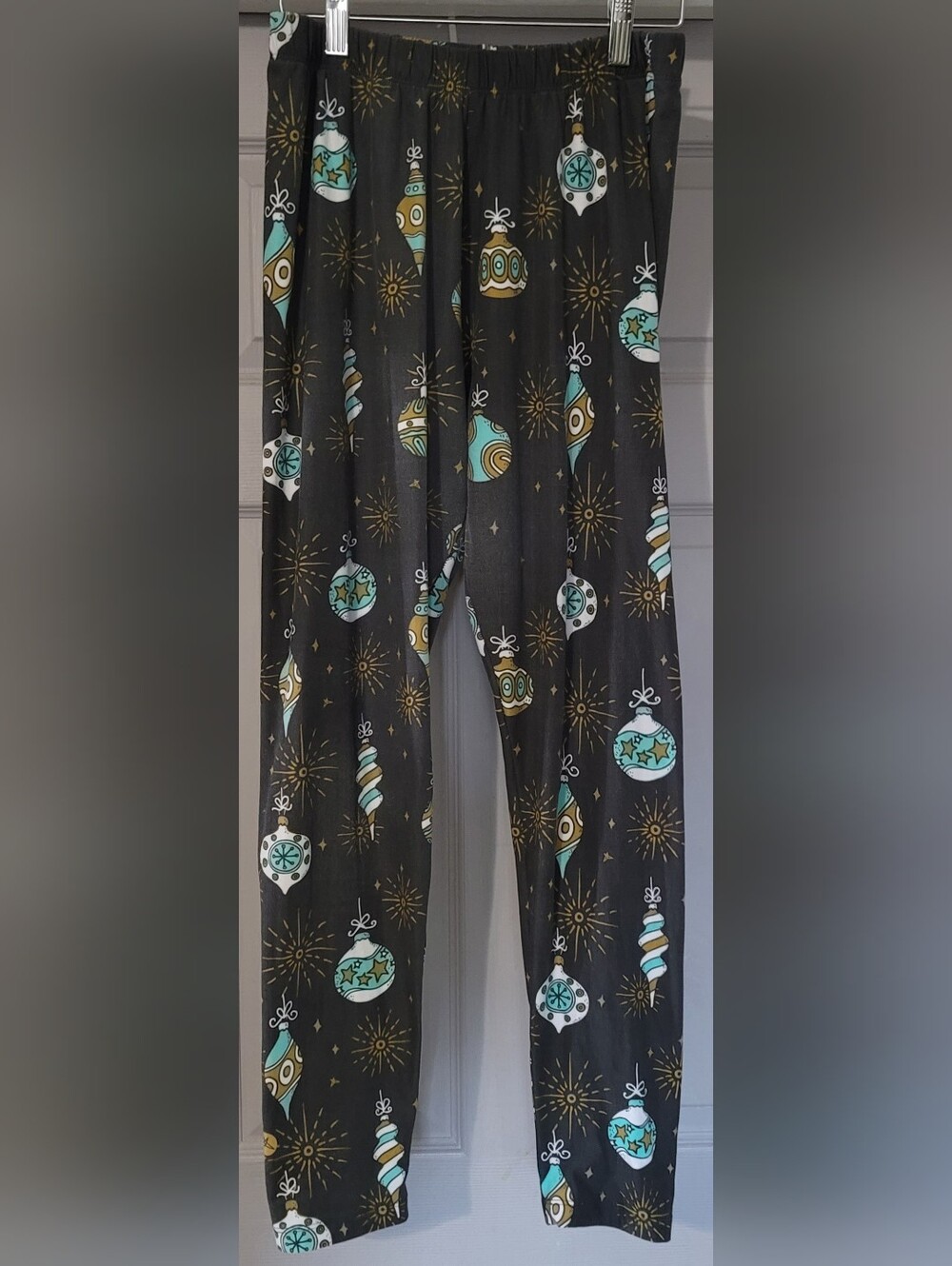 Sweetlegs Plus Holiday Ornament Print Leggings Pants